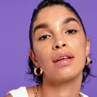 Born To Glow! Naturally Radiant Foundation