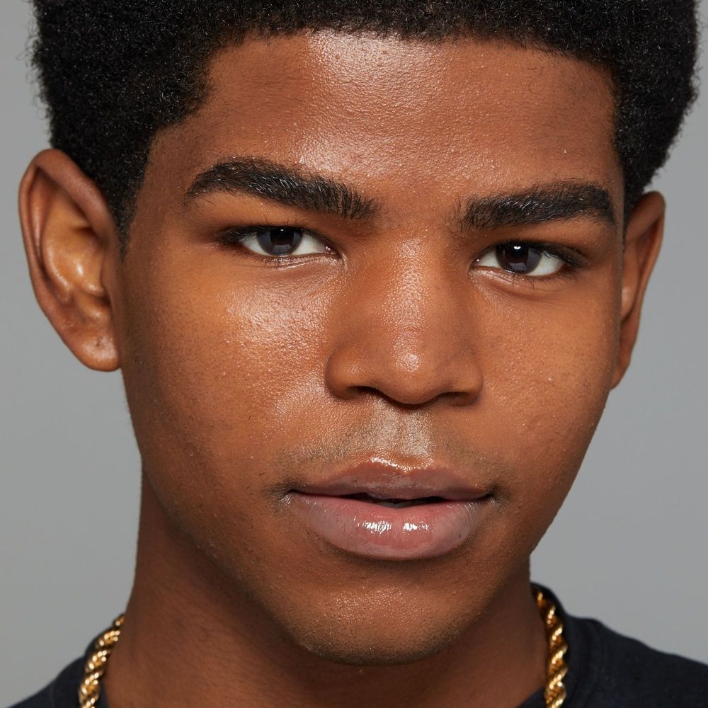 The Brow Glue Instant Brow Styler